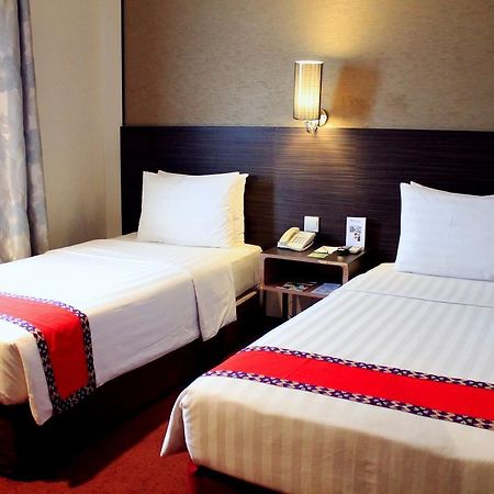 Swiss-Belinn Pangkalanbuun Exterior foto
