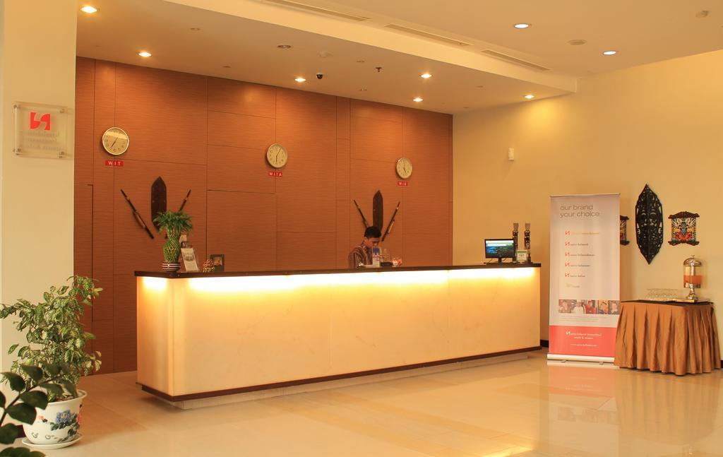 Swiss-Belinn Pangkalanbuun Exterior foto