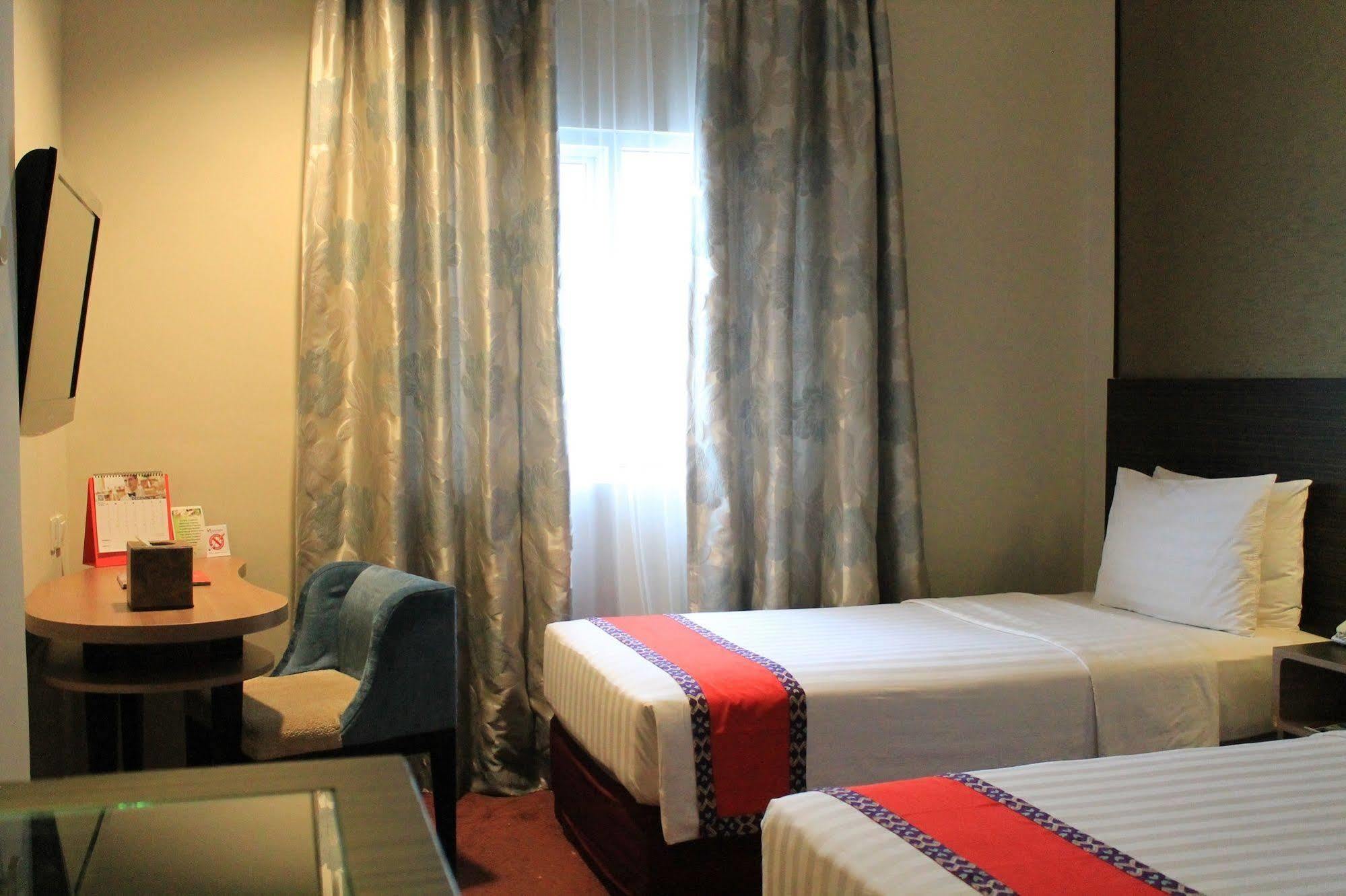 Swiss-Belinn Pangkalanbuun Exterior foto