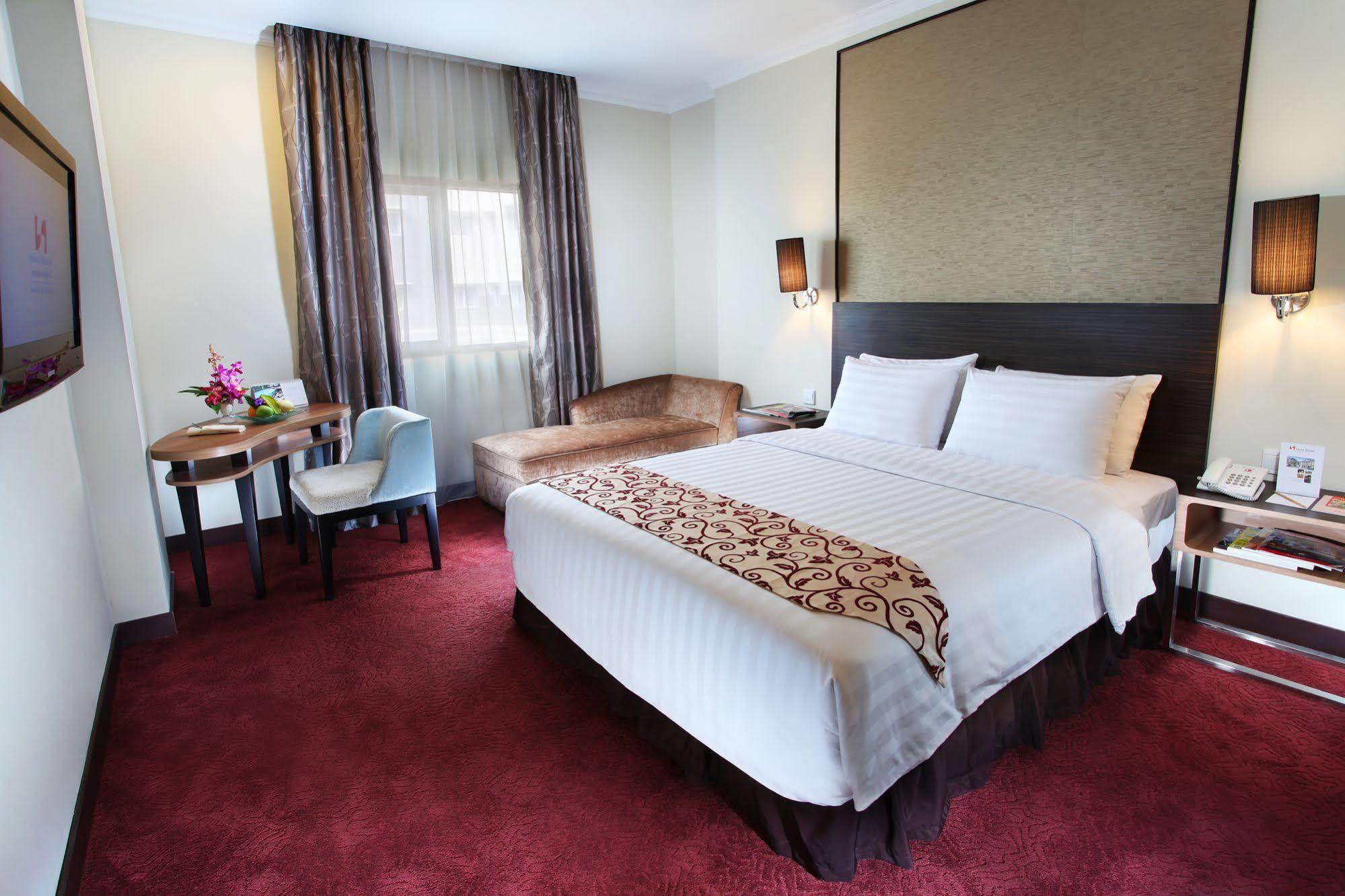Swiss-Belinn Pangkalanbuun Exterior foto