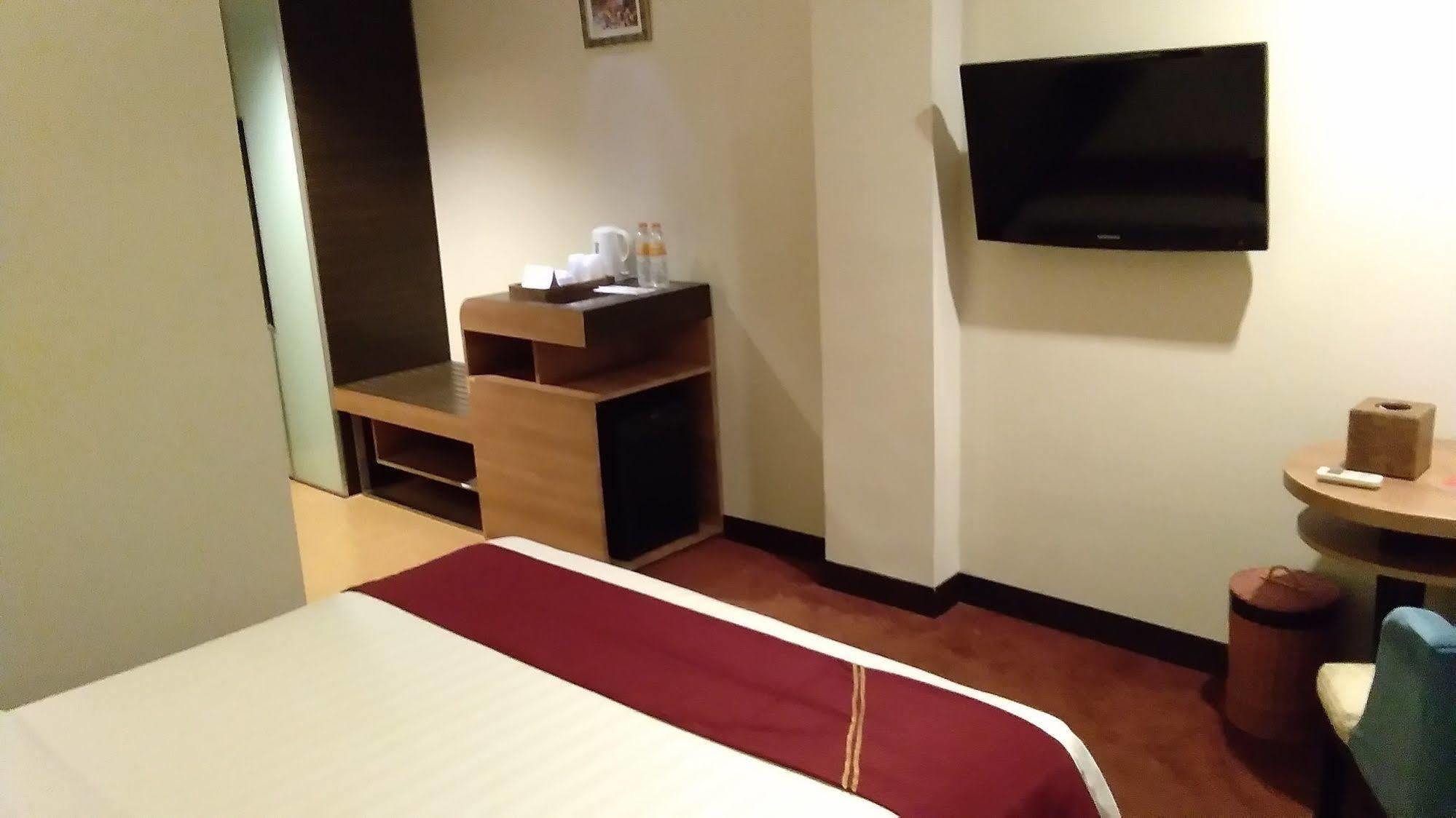 Swiss-Belinn Pangkalanbuun Exterior foto